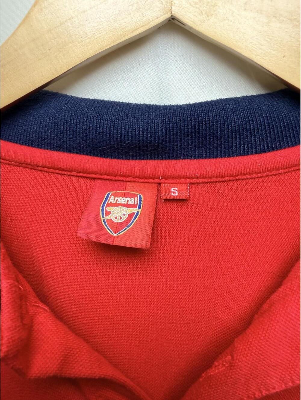 Classic Arsenal FC Red Polo Shirt with Embroidered Crest Size Small - Picture 2 of 7
